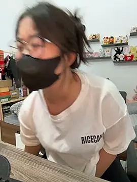 Snapshot of Jenni_nana chatting on March 18, 5:31 am Jenni nana online show from March 18, 5:31 am