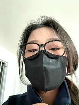 Snapshot of Jenni_nana chatting on December 14, 3:23 am Jenni nana online show from December 14, 3:23 am