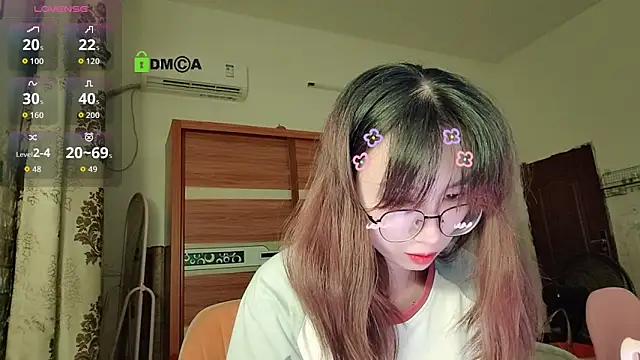 Lili 666 online show from September 13, 5:57 pm