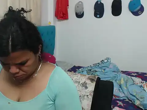 Snapshot of Boycuriousxxx chatting on February 19, 10:34 am Boycuriousxxx online show from February 19, 10:34 am