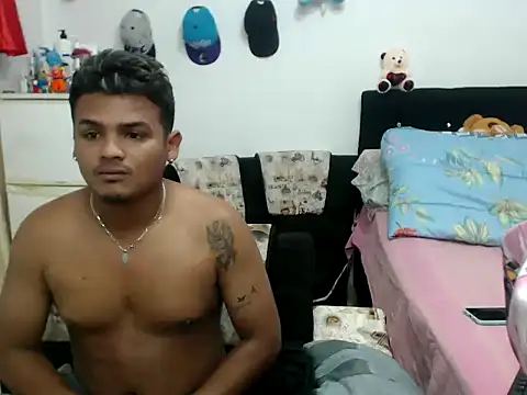 Snapshot of Boycuriousxxx chatting on February 25, 12:13 pm Boycuriousxxx online show from February 25, 12:13 pm