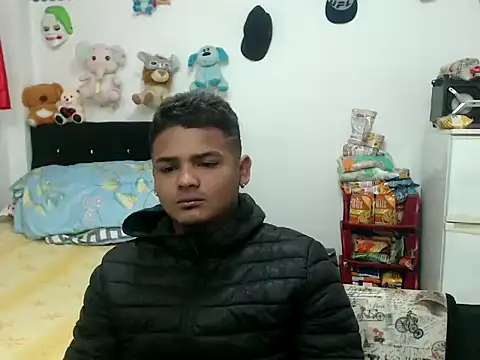 Snapshot of Boycuriousxxx chatting on March 11, 11:55 am Boycuriousxxx online show from March 11, 11:55 am