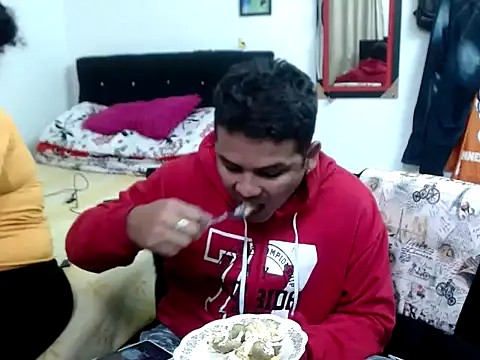 Snapshot of Boycuriousxxx chatting on September 9, 12:48 pm Boycuriousxxx online show from September 9, 12:48 pm