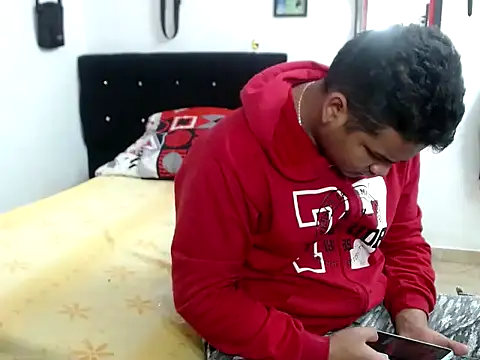 Snapshot of Boycuriousxxx chatting on September 11, 11:10 am Boycuriousxxx online show from September 11, 11:10 am