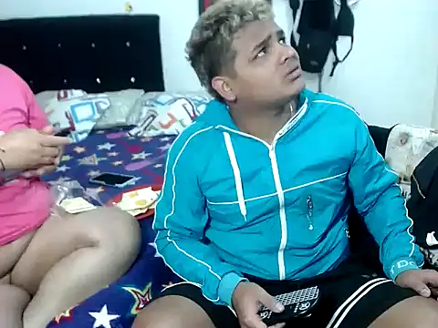 Snapshot of Boycuriousxxx chatting on October 13, 11:21 am Boycuriousxxx online show from October 13, 11:21 am