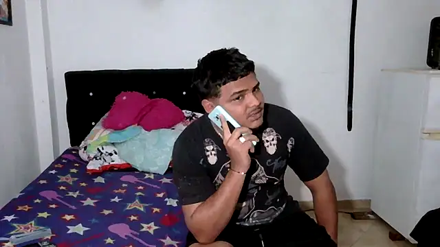 Boycuriousxxx online show from March 20, 12:15 am