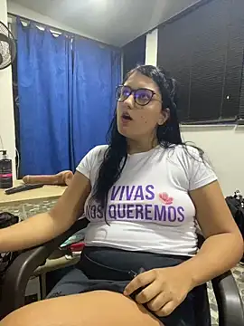 saray gomez22 online show from March 1, 1:00 am