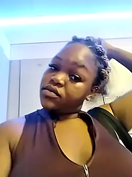 Snapshot of Sexymamibo chatting on November 26, 6:42 pm Sexymamibo online show from November 26, 6:42 pm