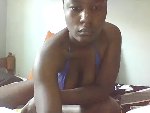 Snapshot of QUEEN_LAYLA chatting on June 18, 7:19 am QUEEN LAYLA online show from June 18, 7:19 am