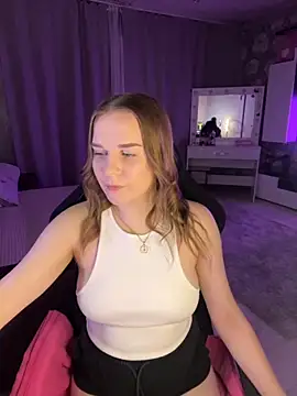 Lexi noah online show from October 19, 9:15 pm