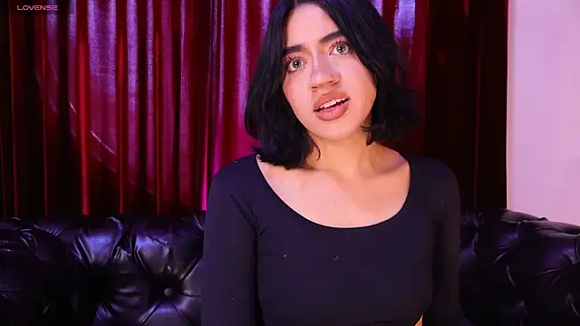 KasiaNoir  online show from April 14, 2:45 pm