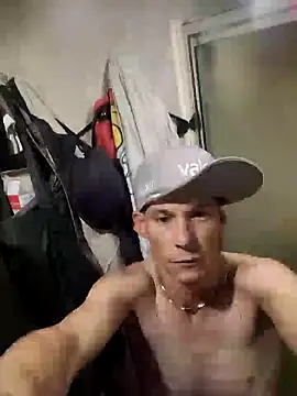 Snapshot of ILUV2TUCHMYKITTY chatting on September 19, 12:17 pm ILUV2TUCHMYKITTY online show from September 19, 12:17 pm