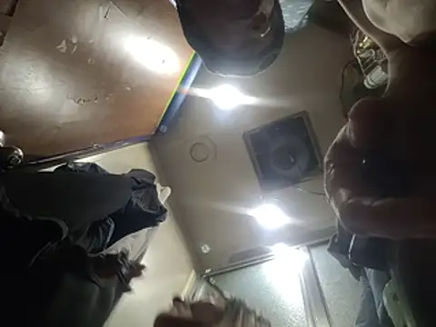 Snapshot of ILUV2TUCHMYKITTY chatting on November 11, 12:38 pm ILUV2TUCHMYKITTY online show from November 11, 12:38 pm