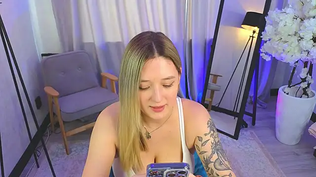 JessRosen online show from March 8, 8:00 am