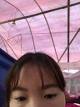 Snapshot of ngoclothingoc9en chatting on December 26, 12:57 am ngoclothingoc9en online show from December 26, 12:57 am