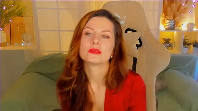 April o Nill online show from December 18, 3:44 pm