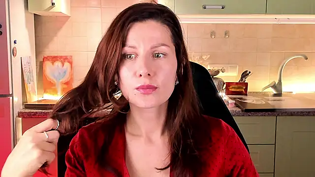 April o Nill online show from October 11, 9:30 am