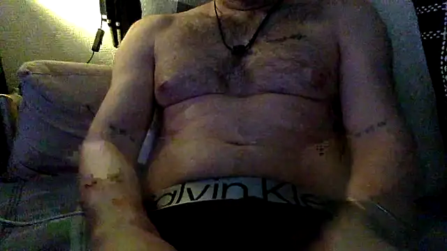 Stardrew123 online show from April 11, 9:41 pm