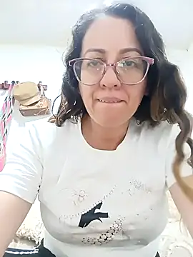 miss hanna07 online show from April 8, 7:03 pm