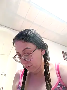 miss hanna07 online show from April 11, 4:11 pm