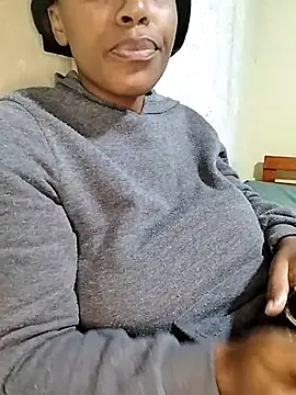 Snapshot of SexySlenderLexy chatting on March 20, 1:13 am SexySlenderLexy online show from March 20, 1:13 am