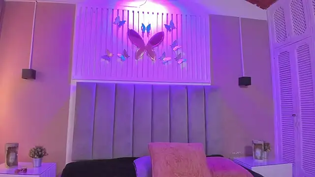 diosa cristal online show from November 28, 3:20 am