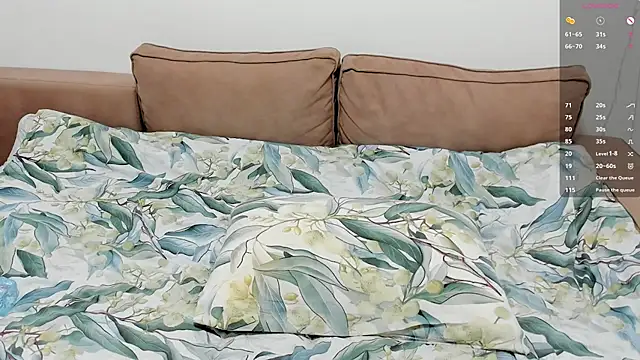 1lindsey1 online show from April 11, 6:07 am