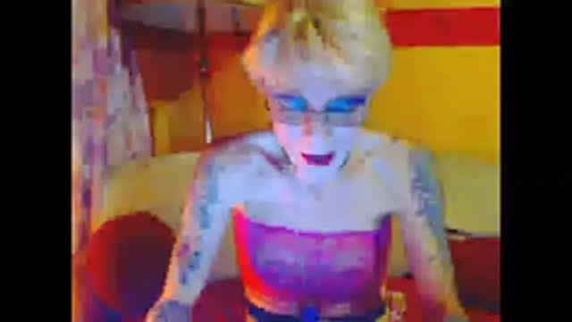 cuxladyboy online show from June 3, 5:32 am