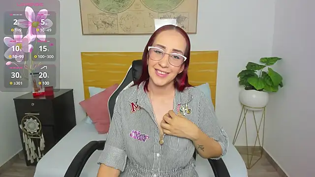 Snapshot of jadde13_ chatting on February 7, 7:17 pm jadde13 online show from February 7, 7:17 pm