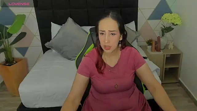 Snapshot of jadde13_ chatting on November 4, 9:03 pm jadde13 online show from November 4, 9:03 pm