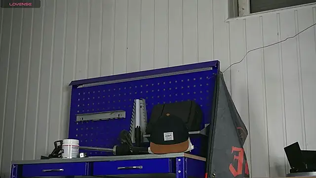 dustyn fox online show from October 17, 4:42 pm