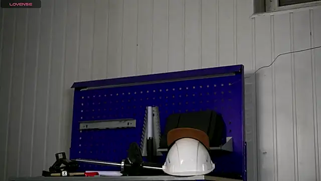 Snapshot of dustyn_fox chatting on December 18, 4:57 pm dustyn fox online show from December 18, 4:57 pm