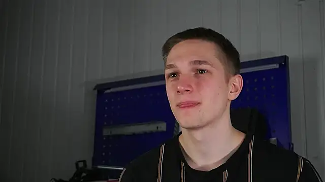 Snapshot of dustyn_fox chatting on February 13, 5:09 pm dustyn fox online show from February 13, 5:09 pm