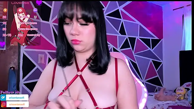 Snapshot of arisantana chatting on November 12, 9:14 pm arisantana online show from November 12, 9:14 pm