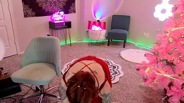 MissyRoulette online show from December 21, 8:28 am