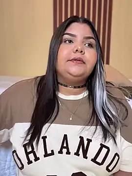  Shara Handal  online show from January 3, 10:41 am