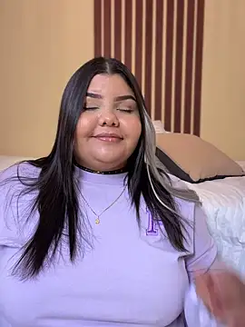  Shara Handal  online show from January 5, 9:48 am