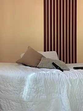  Shara Handal  online show from January 31, 3:11 pm