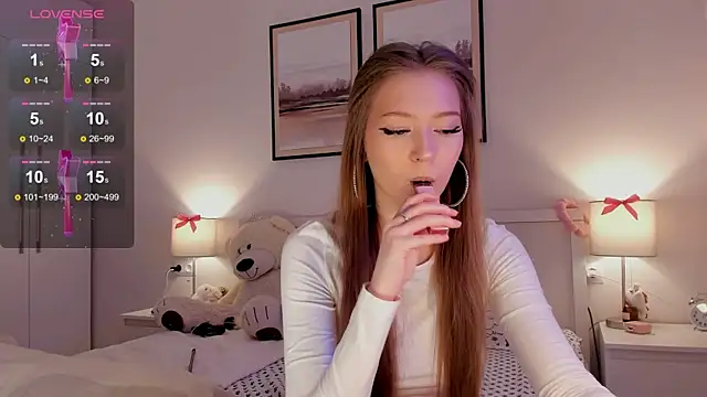 diana nier online show from March 3, 6:47 pm