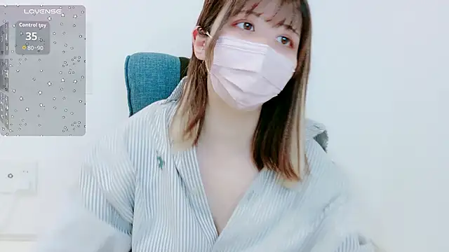 MoMoka jp online show from March 29, 11:32 am