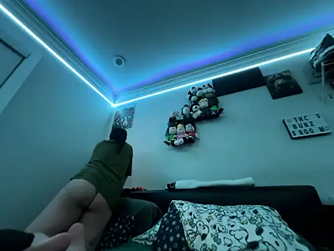 ThicBunz online show from January 13, 11:43 pm