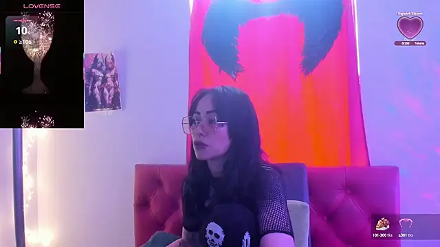 Snapshot of staacy37 chatting on October 7, 7:22 pm staacy37 online show from October 7, 7:22 pm