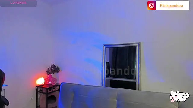 Snapshot of Piinkpandora chatting on January 23, 9:07 pm Piinkpandora online show from January 23, 9:07 pm