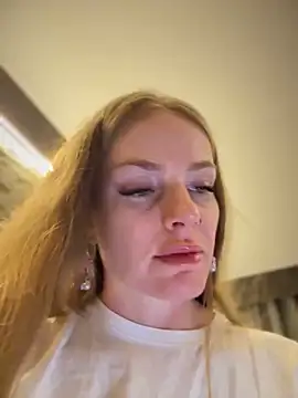 Snapshot of Piinkpandora chatting on February 5, 9:40 pm Piinkpandora online show from February 5, 9:40 pm