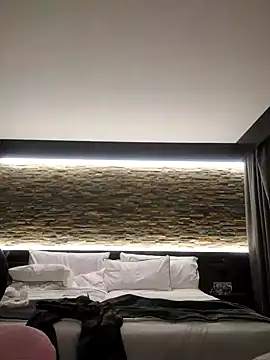 Snapshot of Piinkpandora chatting on February 6, 10:00 pm Piinkpandora online show from February 6, 10:00 pm