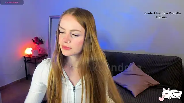 Snapshot of Piinkpandora chatting on March 9, 10:08 pm Piinkpandora online show from March 9, 10:08 pm