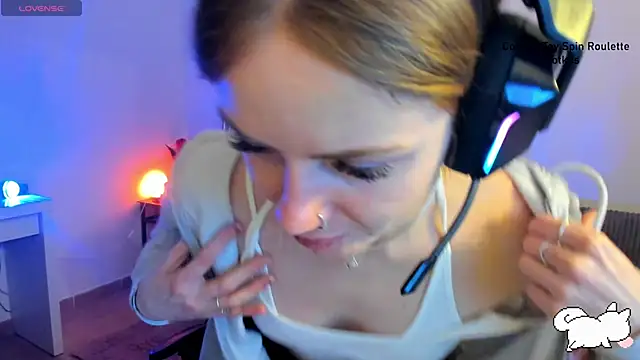 Snapshot of Piinkpandora chatting on March 14, 11:32 pm Piinkpandora online show from March 14, 11:32 pm