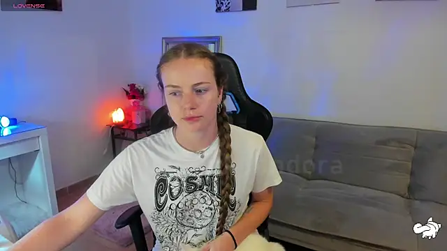 Snapshot of Piinkpandora chatting on September 22, 4:42 pm Piinkpandora online show from September 22, 4:42 pm