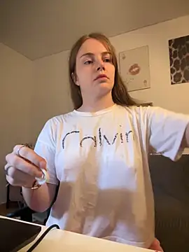 Snapshot of Piinkpandora chatting on November 9, 2:59 pm Piinkpandora online show from November 9, 2:59 pm