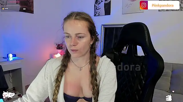 Piinkpandora online show from March 20, 8:46 pm